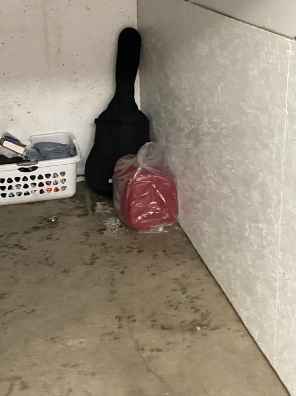 Storage Unit Auction in ROSEBURG, OR at UHAUL STORAGE OF UMPQUA VALLEY